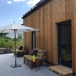 Eifelhausaufzeit, Modernes, Bio - Design Ferienhaus In Der Vulkan Eifel I 2 Schlafzimmer, Sauna, Yoga & Kaminofen, Schnelles Wlan & Arbeitsplatz Dom wakacyjny Immerath
