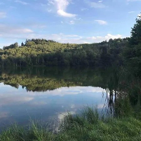 Modernes, Oekologisches Design In Der Eifel Vulkaneifel I 2 Schlafzimmer, Sauna, Yoga & Kaminofen, Schnelles Wlan & Arbeitsplatz