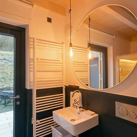 Und Architektur Eifel - Fuer Wellness Und Yoga - Bio Designhaus Mit Sauna Im Vulkankrater *