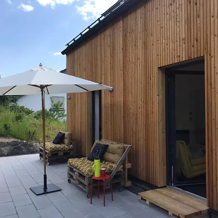 Modernes, Oekologisches Design In Der Eifel Vulkaneifel I 2 Schlafzimmer, Sauna, Yoga & Kaminofen, Schnelles Wlan & Arbeitsplatz Prázdninový dům Immerath