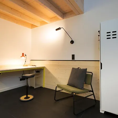 Eifelhausaufzeit, Modernes, Bio - Design Ferienhaus In Der Vulkan Eifel I 2 Schlafzimmer, Sauna, Yoga & Kaminofen, Schnelles Wlan & Arbeitsplatz Immerath