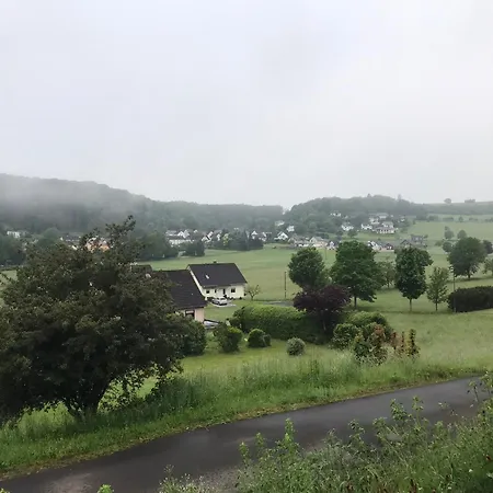 Und Architektur Eifel - Fuer Wellness Und Yoga - Bio Designhaus Mit Sauna Im Vulkankrater בית נופש *