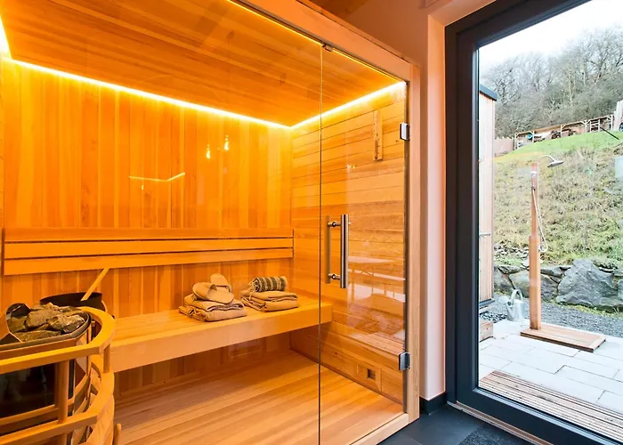 펜션 Modernes, Oekologisches Design In Der Eifel Vulkaneifel I 2 Schlafzimmer, Sauna, Yoga & Kaminofen, Schnelles Wlan & Arbeitsplatz Immerath