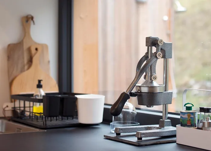 펜션 Modernes, Oekologisches Design In Der Eifel Vulkaneifel I 2 Schlafzimmer, Sauna, Yoga & Kaminofen, Schnelles Wlan & Arbeitsplatz