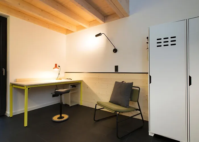 Modernes, Oekologisches Design In Der Eifel Vulkaneifel I 2 Schlafzimmer, Sauna, Yoga & Kaminofen, Schnelles Wlan & Arbeitsplatz Immerath